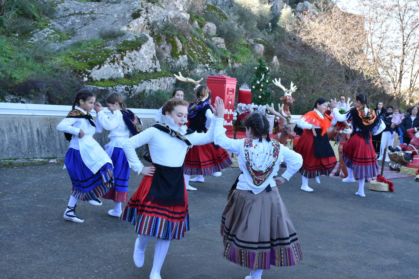 El Castillo de Luna deslumbra para recibir la Navidad