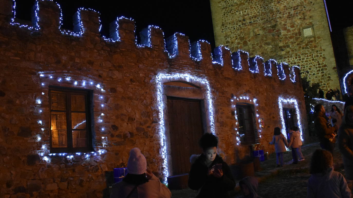 El Castillo de Luna deslumbra para recibir la Navidad