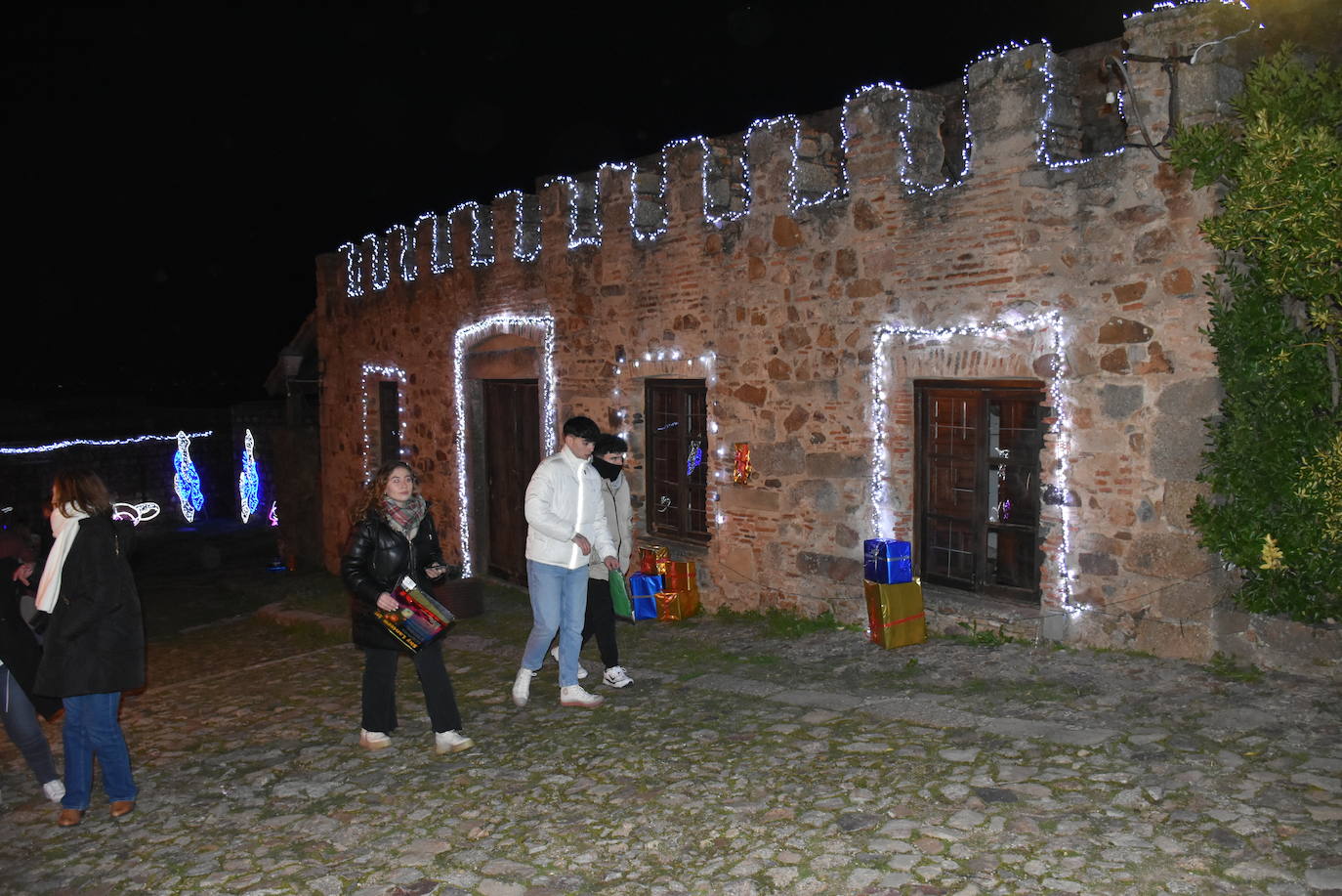 El Castillo de Luna deslumbra para recibir la Navidad