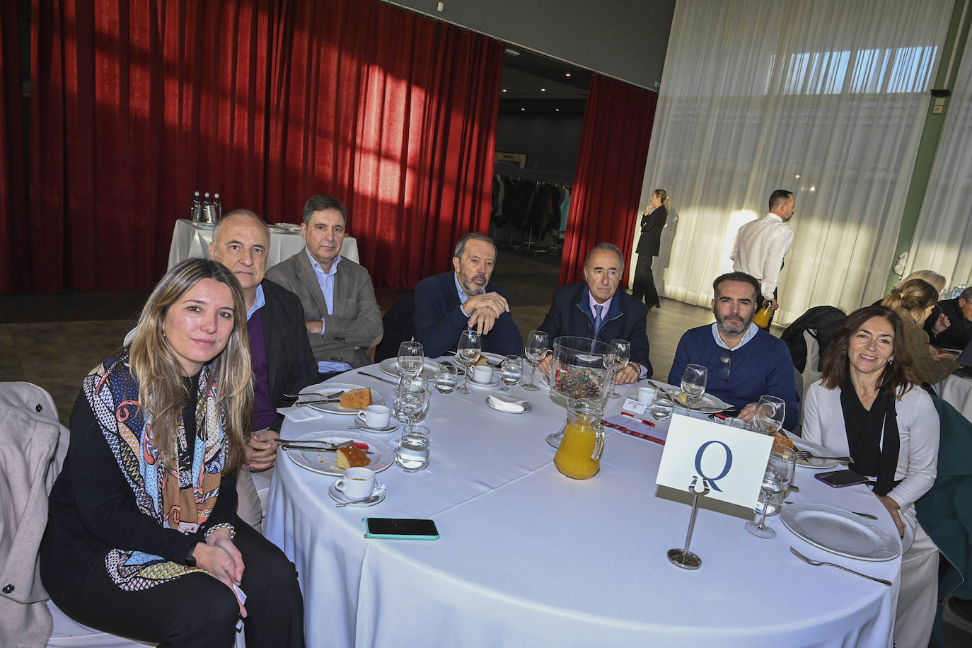 Mamen Gómez, Dámaso Caballero, Pedro Serrano, Antonio Rosa, Emilio Doncel, Francisco Morcillo y María Ortiz.