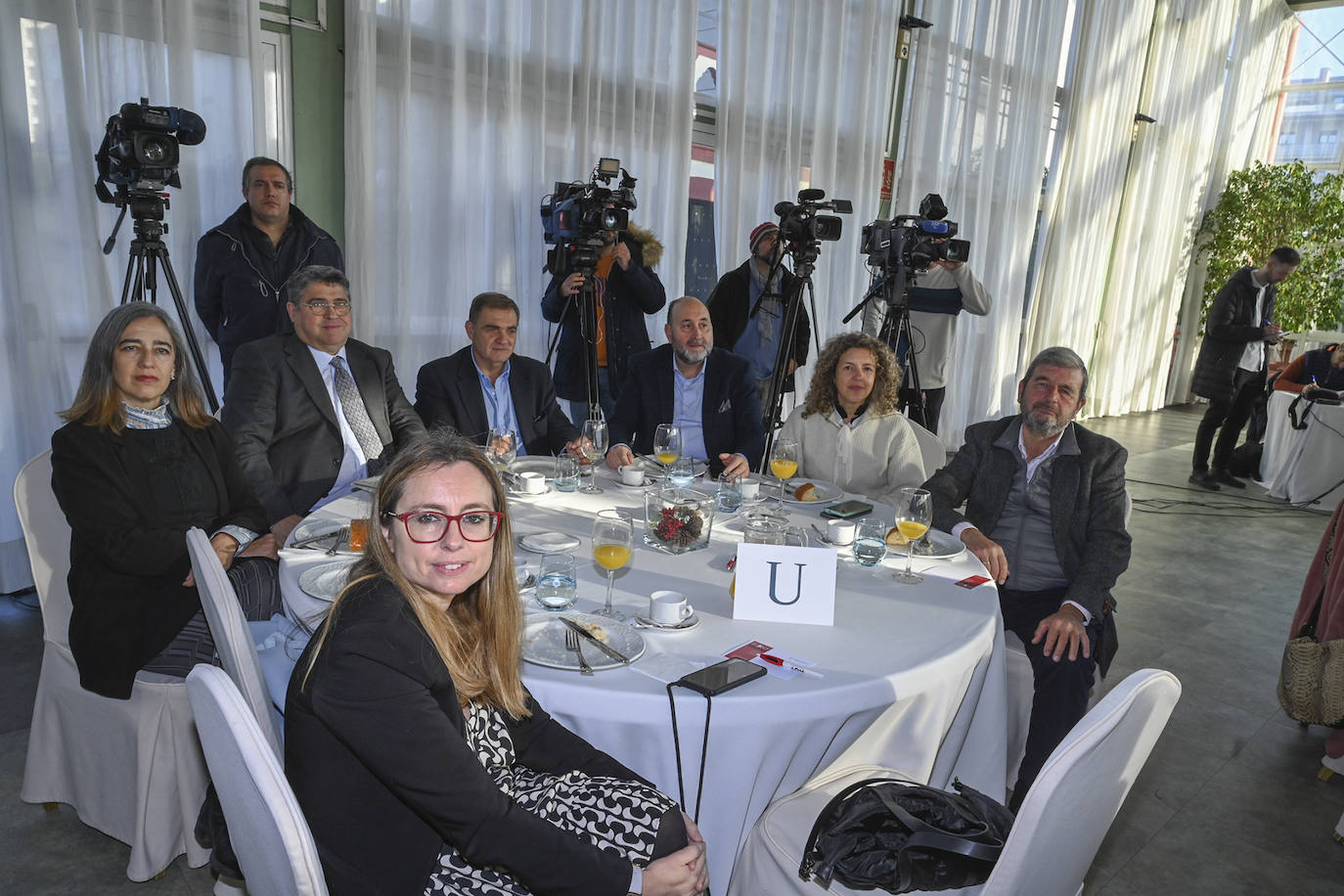 Isabel Valdés, María del Rosario Mayoral, Matías Martínez-Pereda, Fernando Romero, Fernando Martínez, Manuela Aceituno y Miguel Morillo-Velarde.