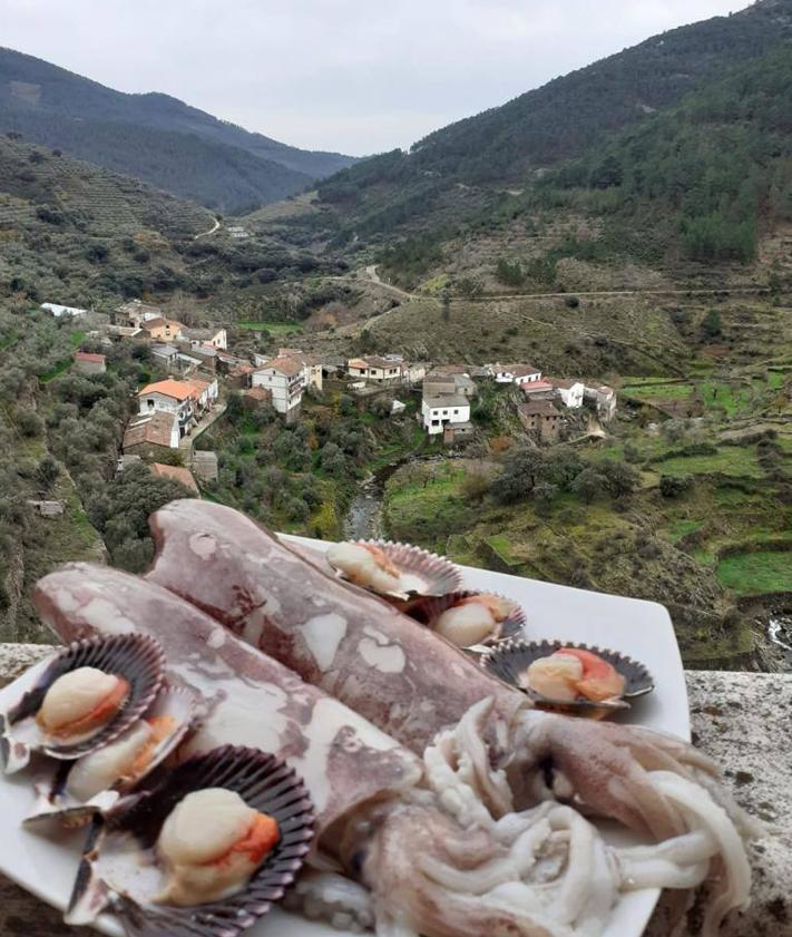 Imagen secundaria 2 - Restaurante &#039;La Pregonera&#039;, un sueño en el corazón de las Hurdes