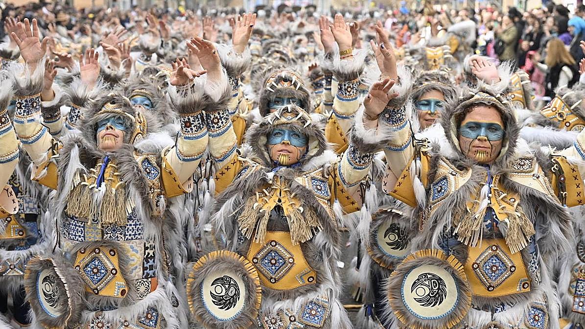Vaivén recuperó el trono para Badajoz ya que hacía 17 años que una agrupación local no ganaba el pasacalles. J