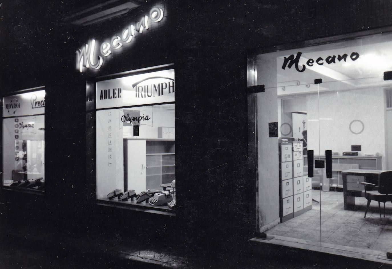 Escaparate de la tienda Mecano en los 70.
