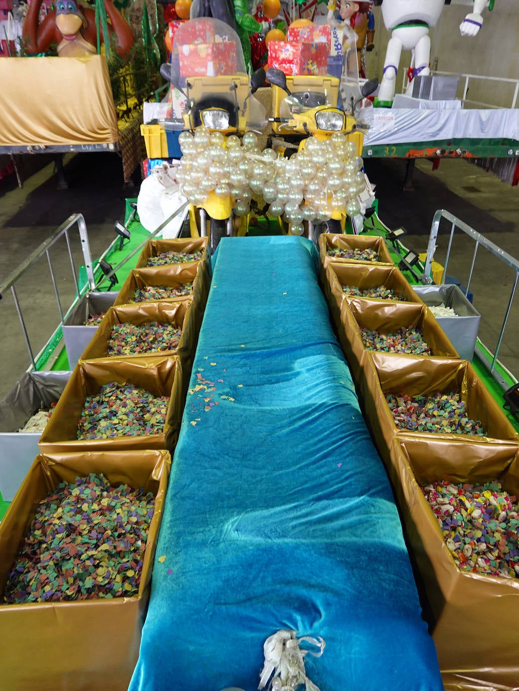 Fotos: Así serán las carrozas que participarán en la cabalgata de Badajoz