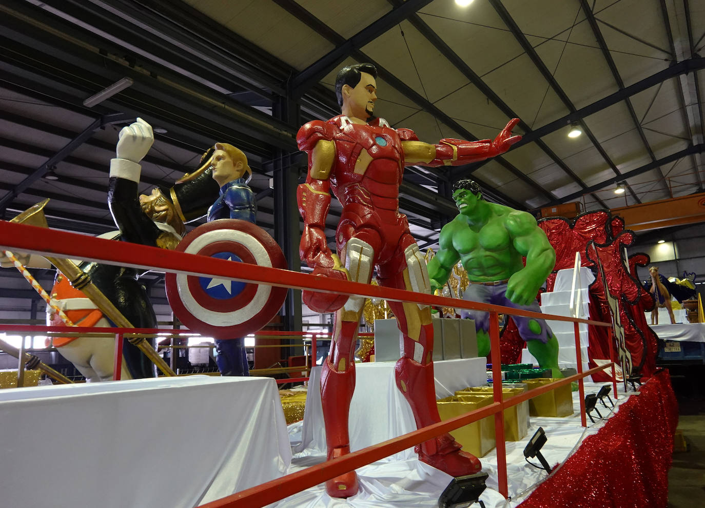 Fotos: Así serán las carrozas que participarán en la cabalgata de Badajoz