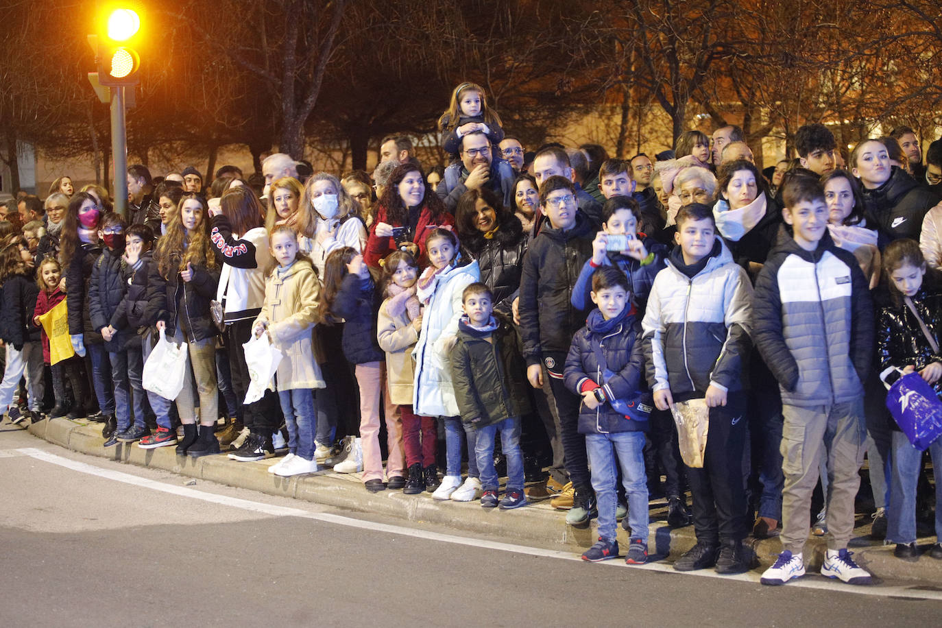 El público llenó las calles.