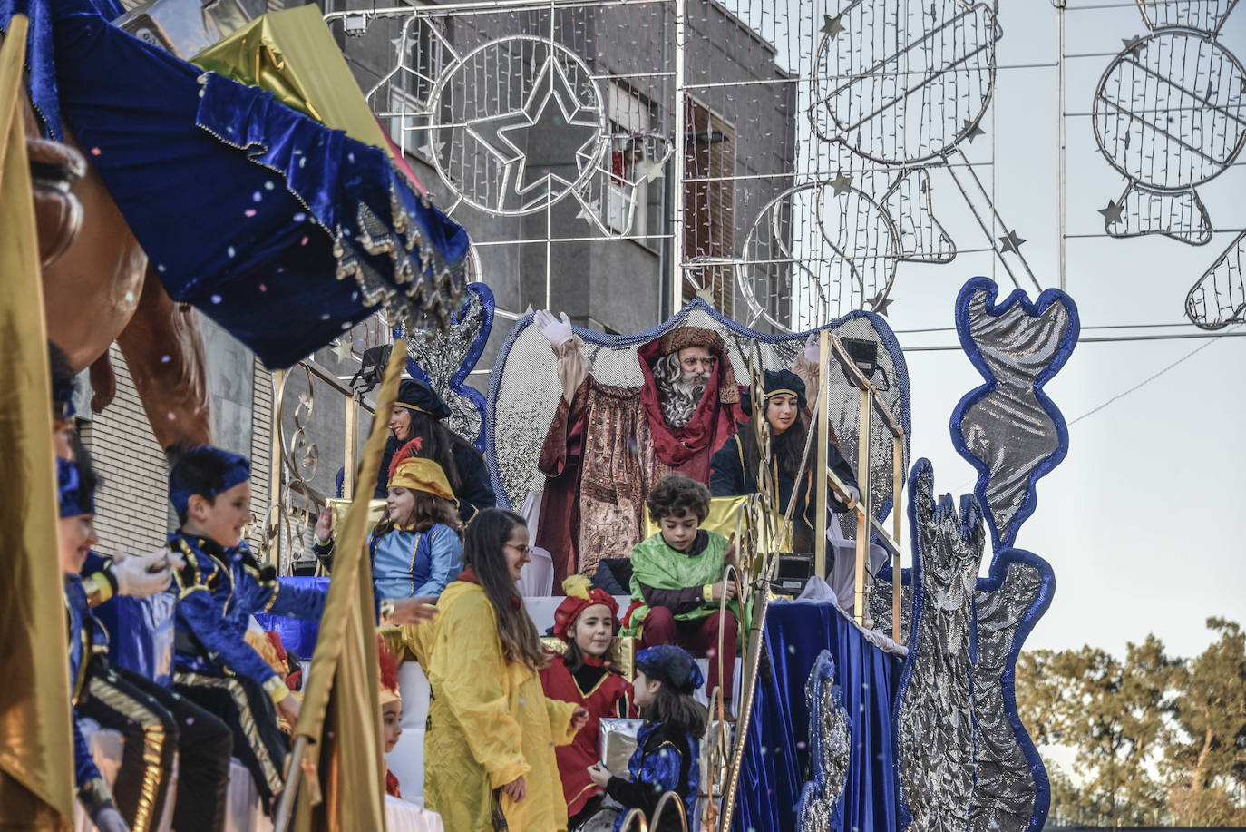 Fotos: Badajoz arropa a los Reyes Magos en una noche mágica