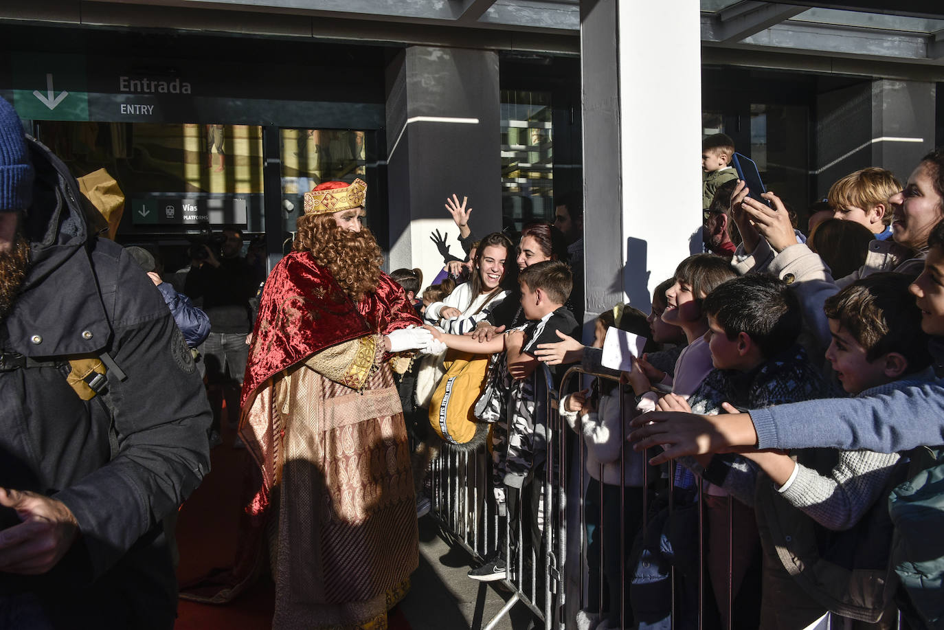 Fotos: Badajoz arropa a los Reyes Magos en una noche mágica
