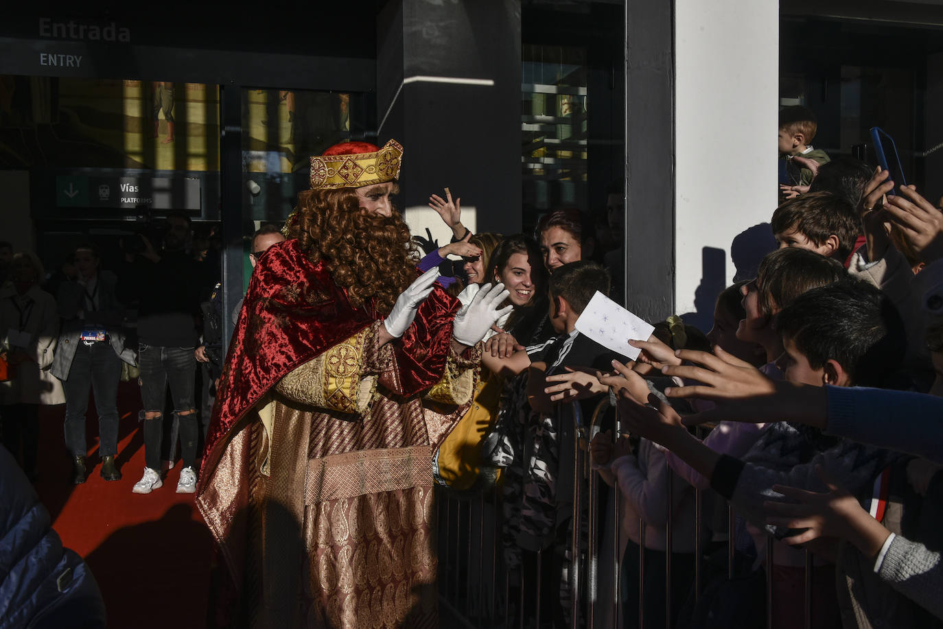 Fotos: Badajoz arropa a los Reyes Magos en una noche mágica