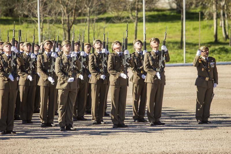 Fotos: Multitudinaria Jura de Bandera en el Cefot de Cáceres