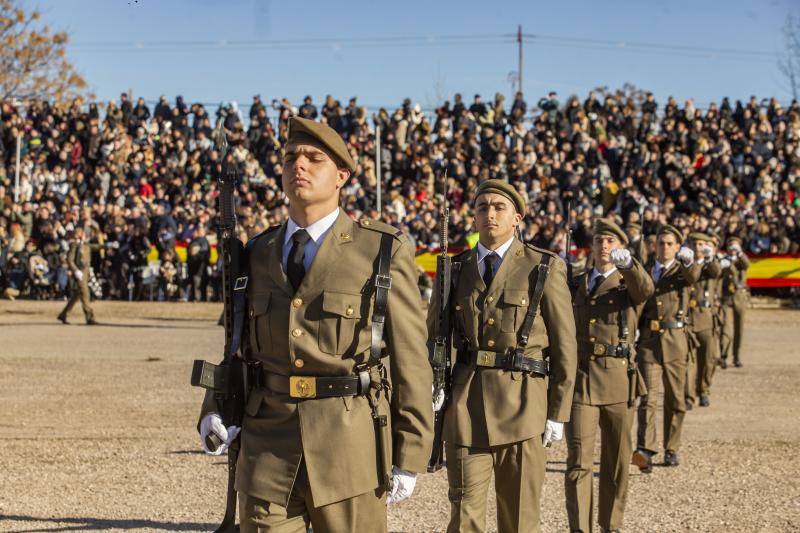 Fotos: Multitudinaria Jura de Bandera en el Cefot de Cáceres