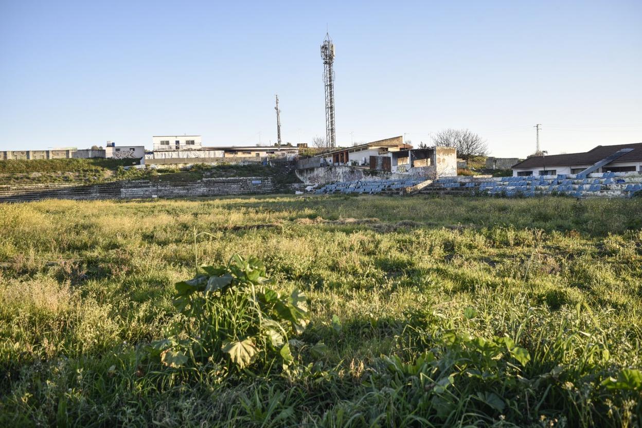 Estado actual de las instalaciones del antiguo campo de fútbol. 