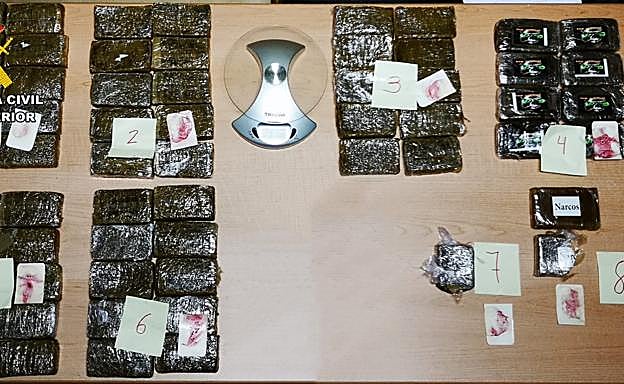 Material incautado en toda la operación entre Hervás y La Garganta.