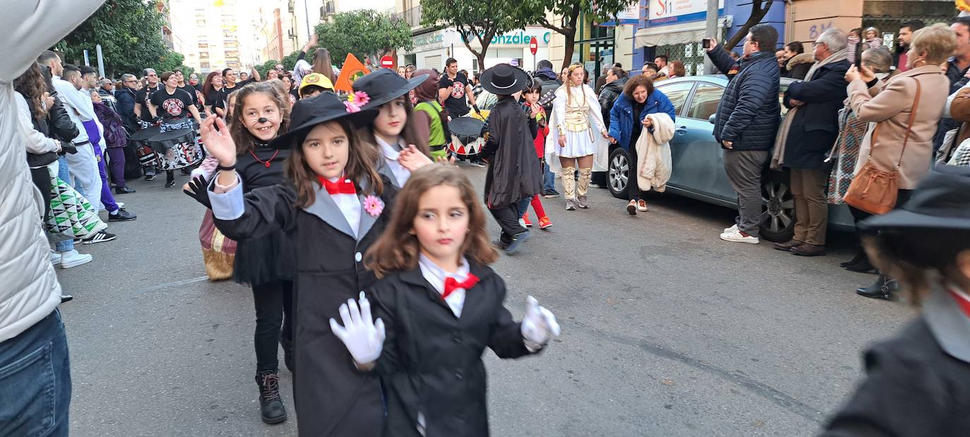 Fotos: Las candelas de Santa Marina calientan el Carnaval