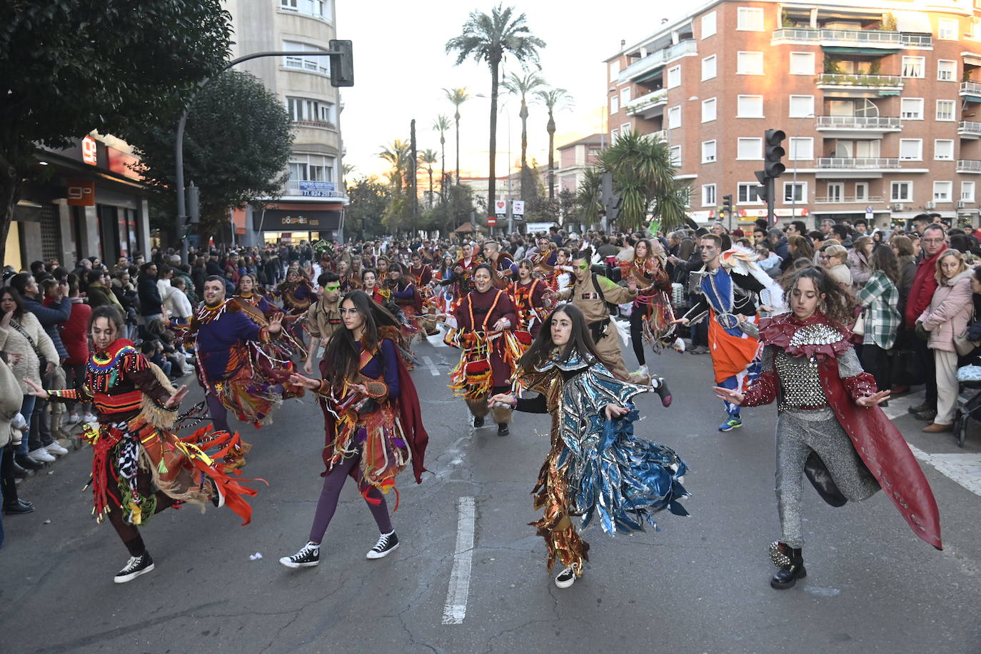 Fotos: Las candelas de Santa Marina calientan el Carnaval