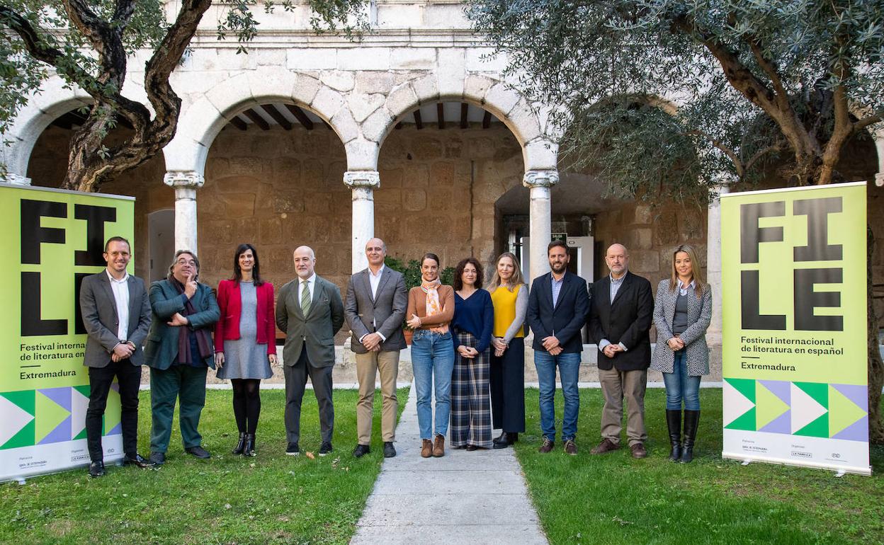 Muñoz Molina, Posteguillo o Sergio del Molino participan en Extremadura en el Festival de Literatura en Español