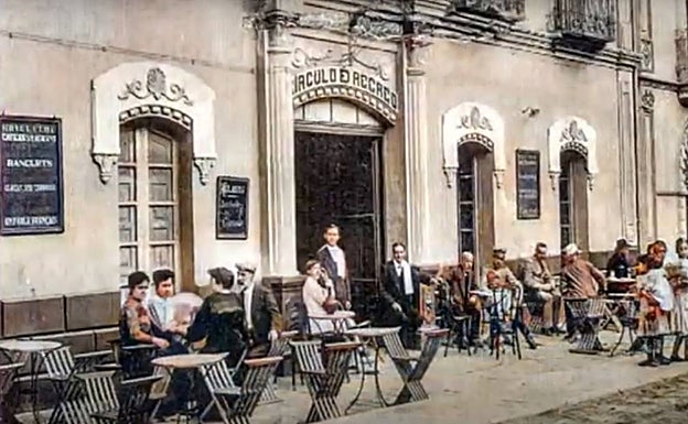 Postal de hace un siglo del 'Círculo de Recreo' de Baños de Montemayor. 