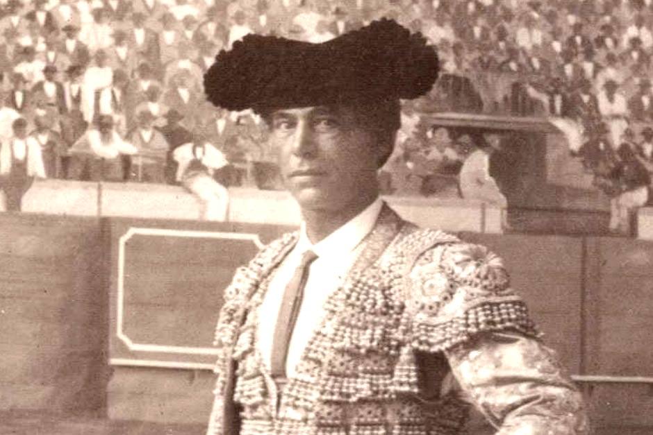 Frascuelo suplicó a Alfonso XII que suspendiera la corrida de Cáceres porque llovía a mares.