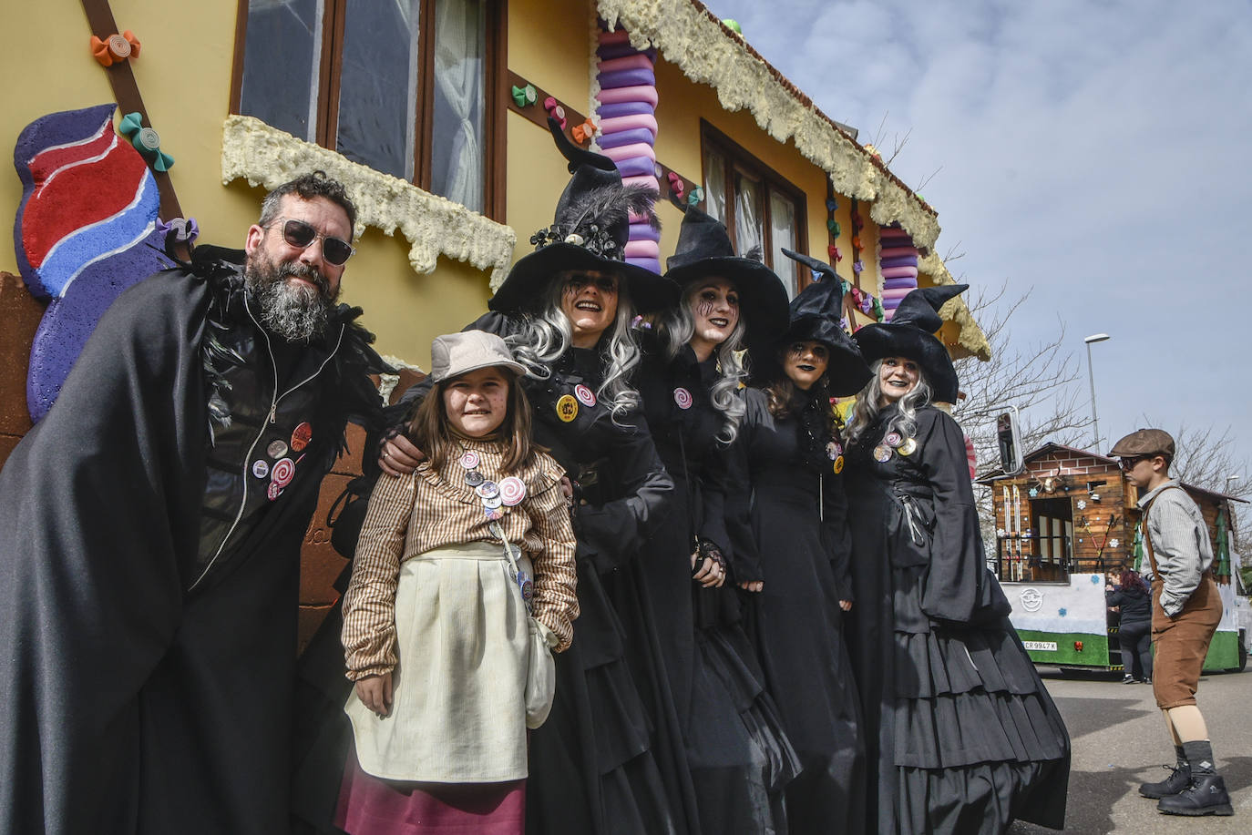 Fotos: Imágenes del desfile de artefactos del Carnaval de Badajoz