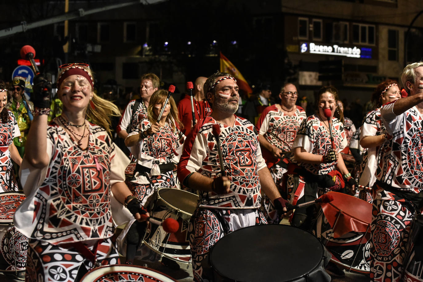 Espectacular los ritmos de Batala