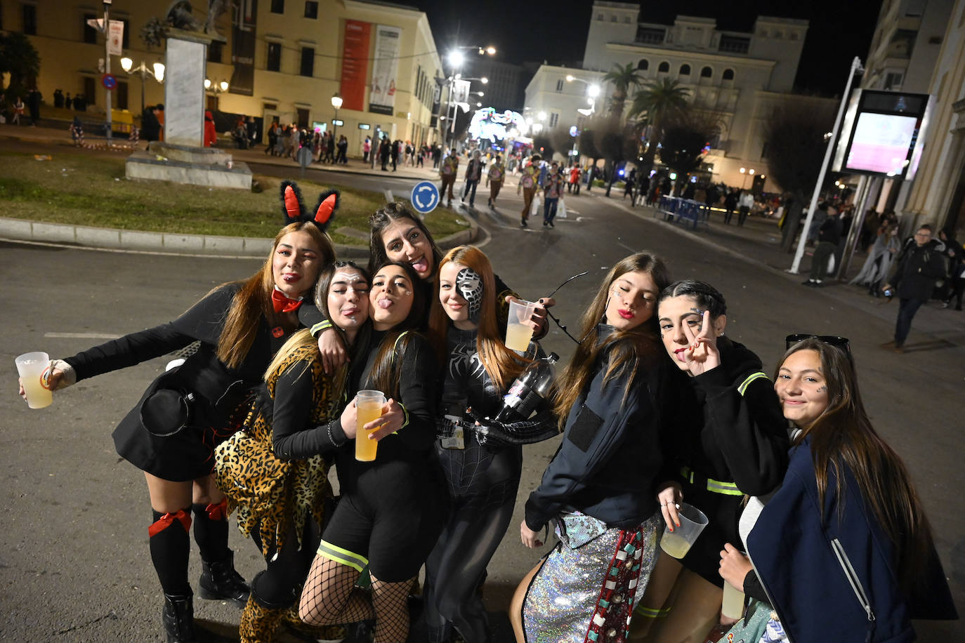 Fotos: Así se vive el lunes de carnaval en Badajoz