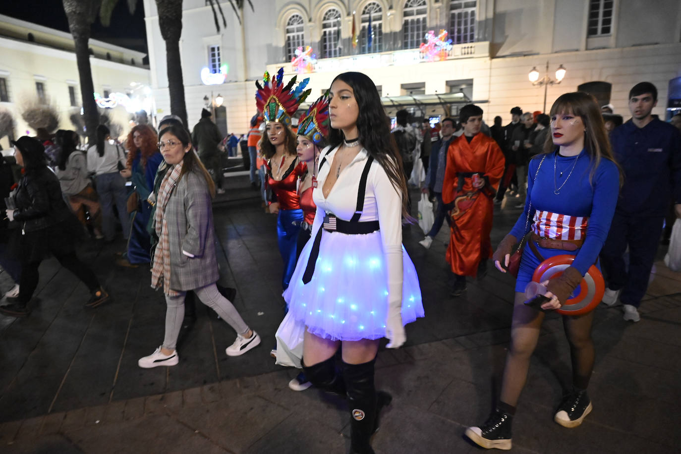 Fotos: Así se vive el lunes de carnaval en Badajoz