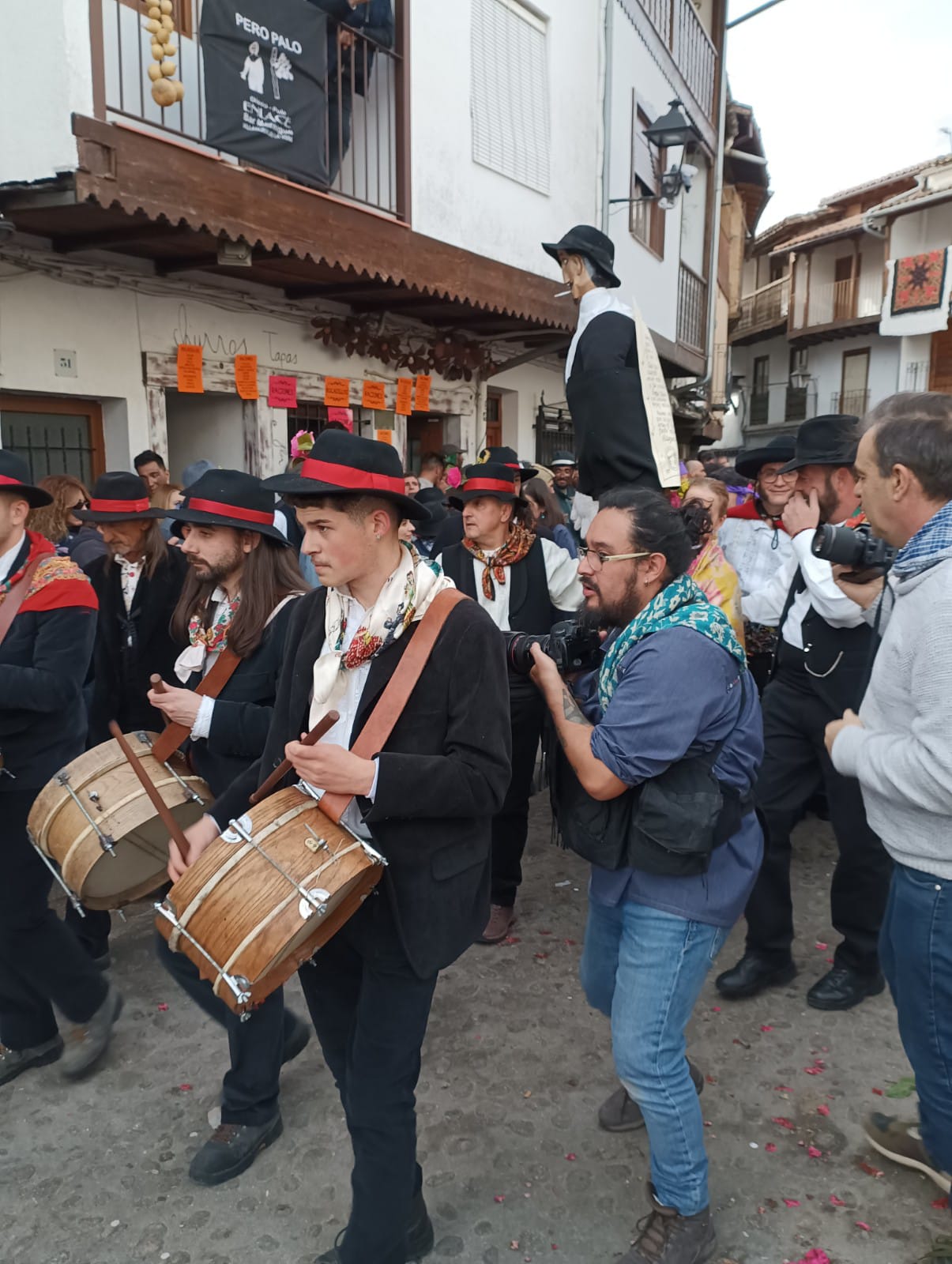 Fotos: Villanueva de la Vera ajusticia al Peropalo