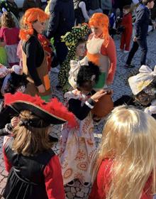 Imagen secundaria 2 - Diferentes momentos y participantes del Juego del Entregá. 