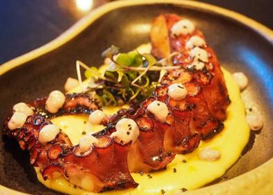 Imagen secundaria 1 - Apertura: Caeriana, una apuesta arriesgada y atractiva en Jerez