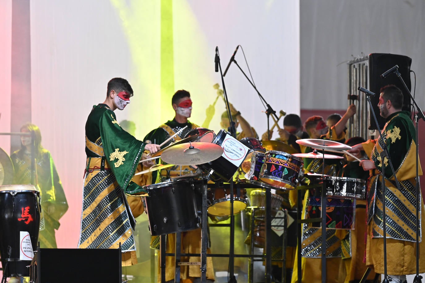 Fotos: Ambiente en la gala de entraga de premios del Carnaval en Ifeba