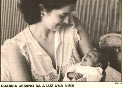 Imagen secundaria 1 - Muere Ana María, la primera policía local de Extremadura