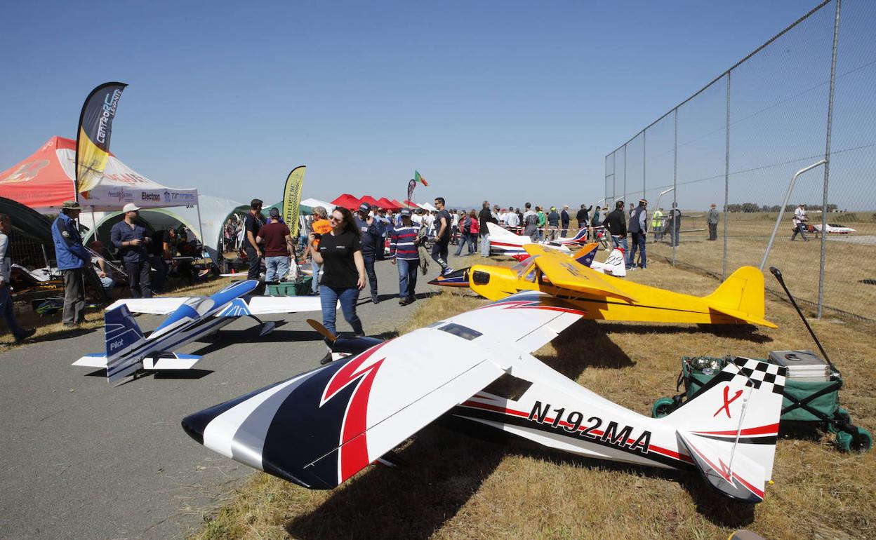 Imagen de archivo de una cita reciente del 'Bellota Jet' en el aeródromo de La Cervera. 