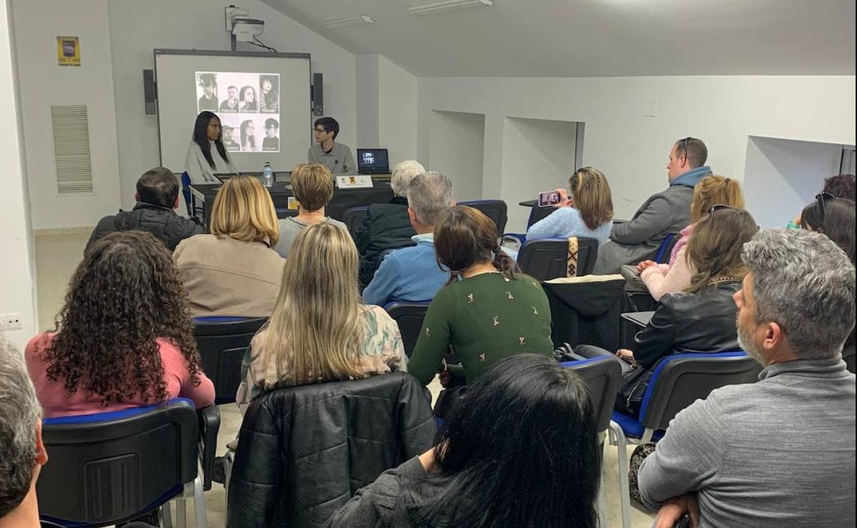 Presentación de la novela. 