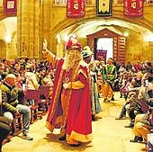 Cáceres da una multitudinaria bienvenida a los Reyes Magos