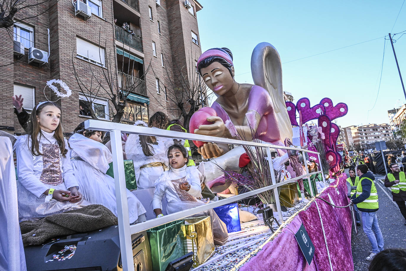 Búscate en la cabalgata de los Reyes Magos de Badajoz (II)