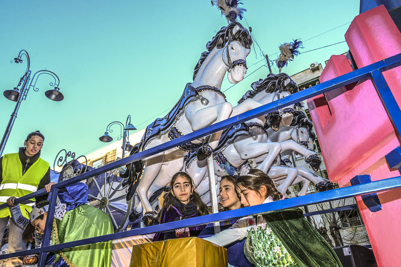 Búscate en la cabalgata de los Reyes Magos de Badajoz (II)