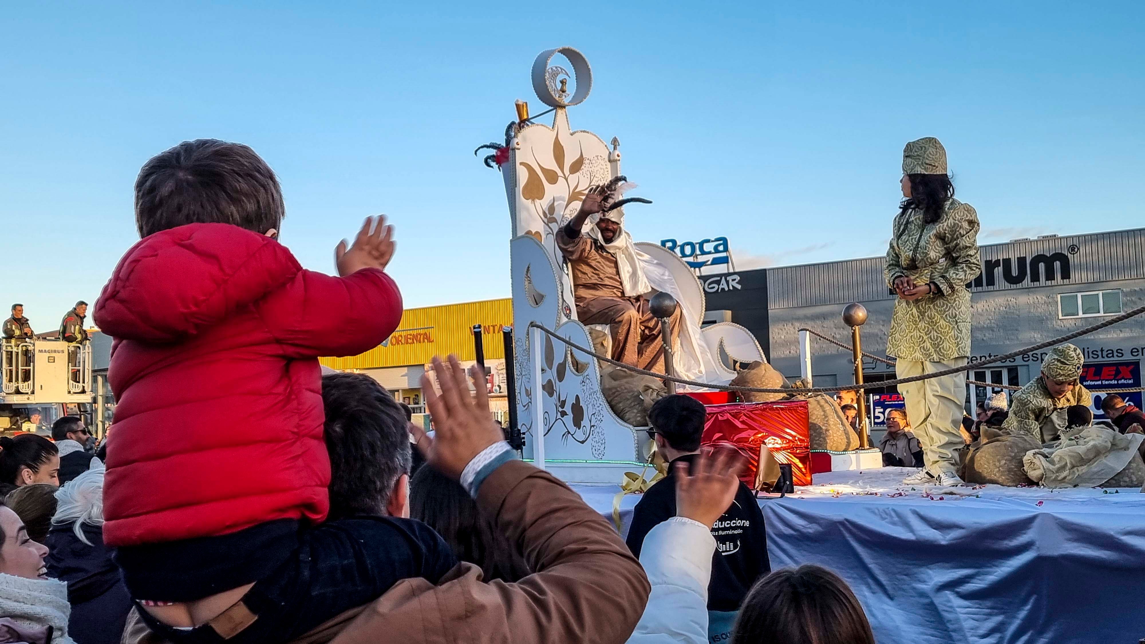 Búscate en el cortejo de los Reyes Magos en Mérida