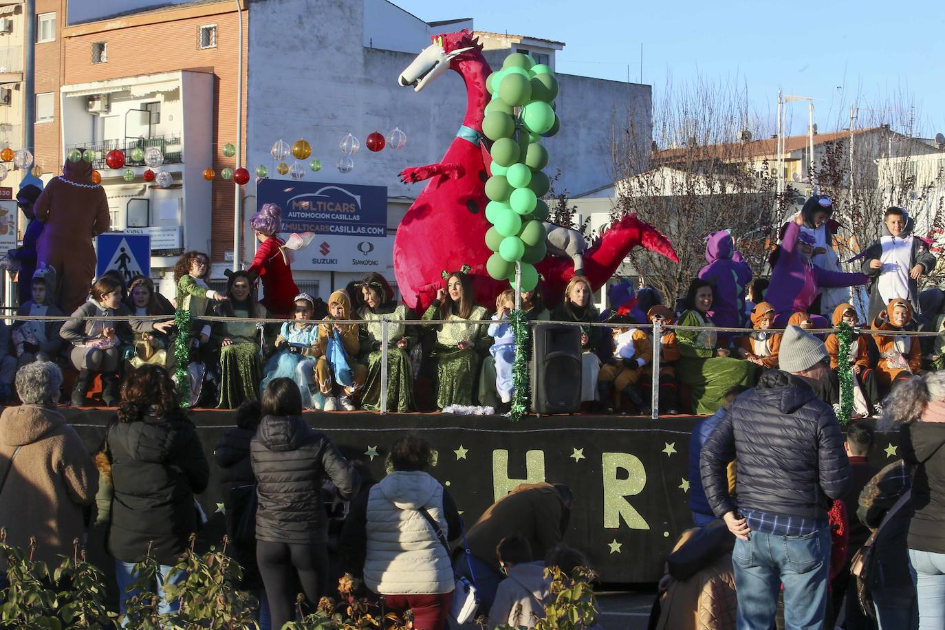 Búscate en el cortejo de los Reyes Magos en Mérida