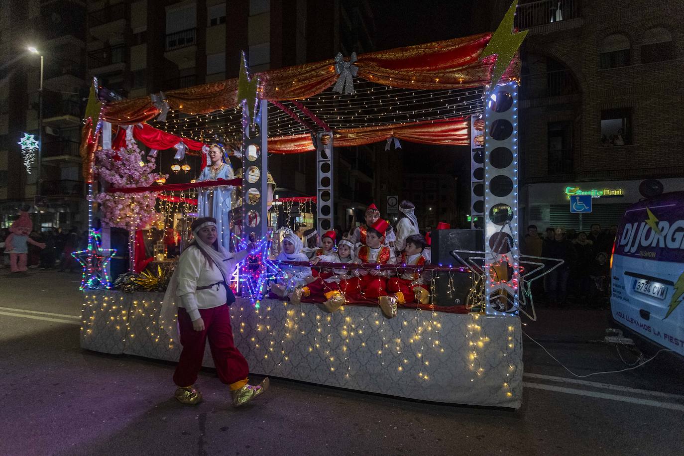 El desfile de los Reyes Magos en Cáceres en imágenes