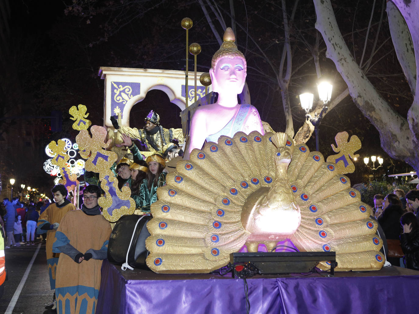 El desfile de los Reyes Magos en Cáceres en imágenes