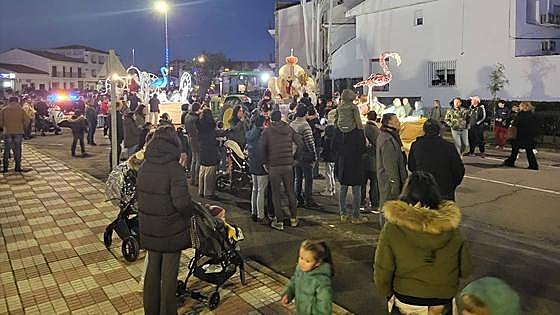 Los Reyes Magos inundaron con su magia las calles de Talarrubias