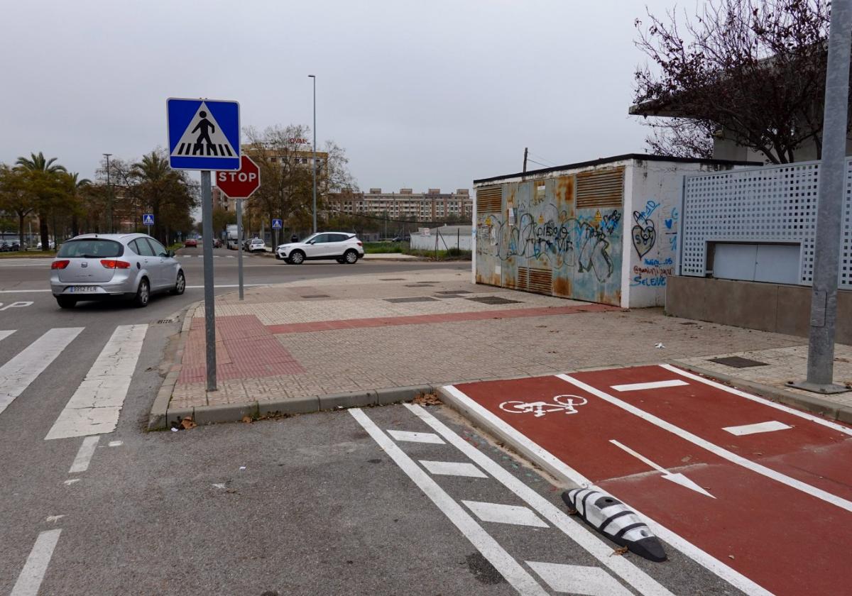 En San Roque el vial llega a la piscina municipal.