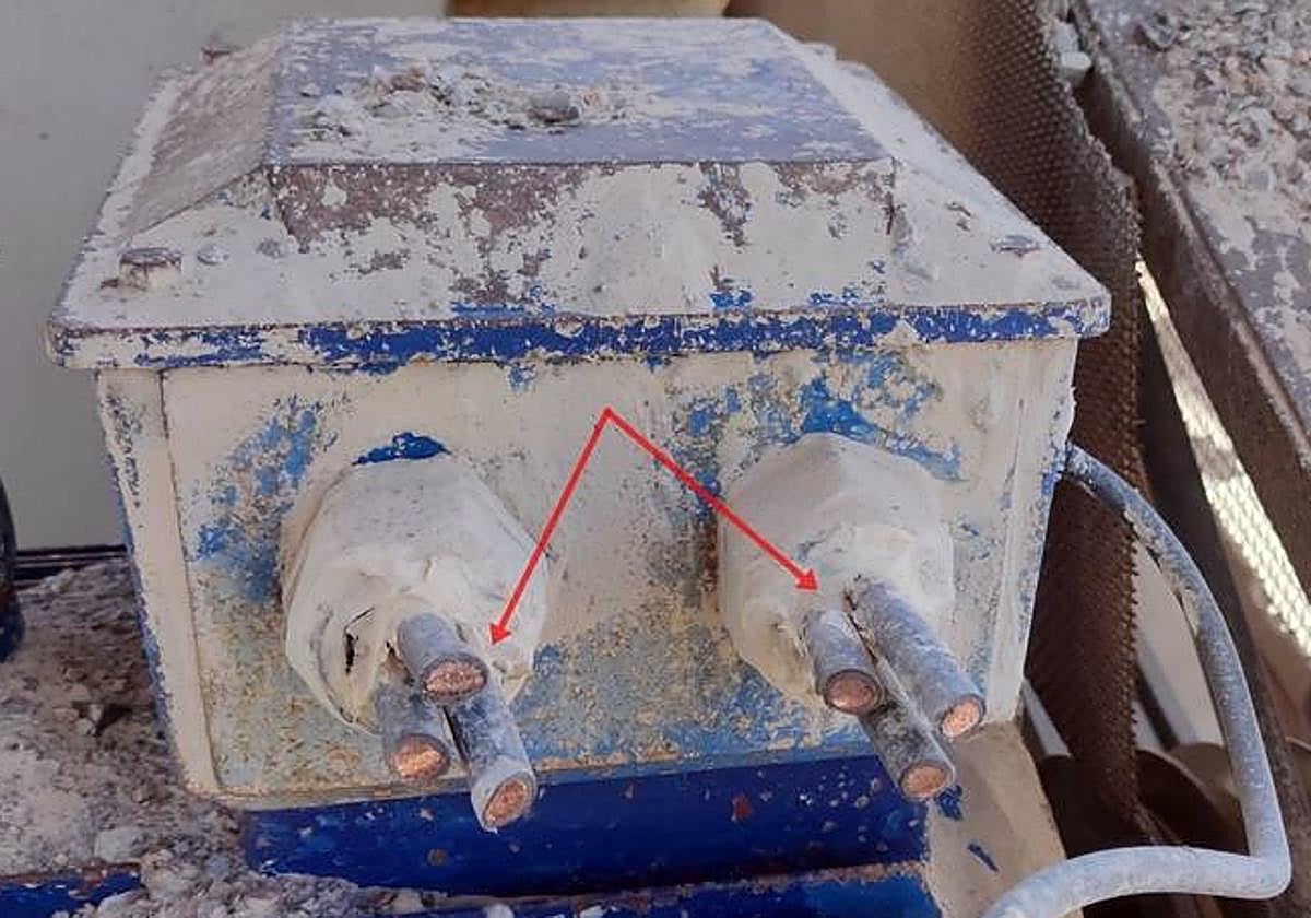 Cables seleccionados de la máquina.