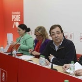 Vara encabeza la delegación socialista extremeña que acude a la convención política