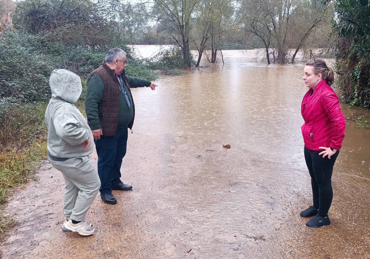 «Tengo que revisar cuánto sube el río cada hora»