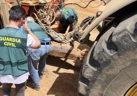 Investigados dos vecinos de Almendralejo por cambiar el número de bastidor a dos tractores para pasar la ITV