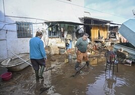 Destrozos causados por la borrasca Efraín en una de las casas aisladas de Gévora.