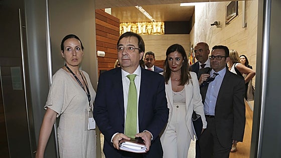 La política extremeña busca su generación