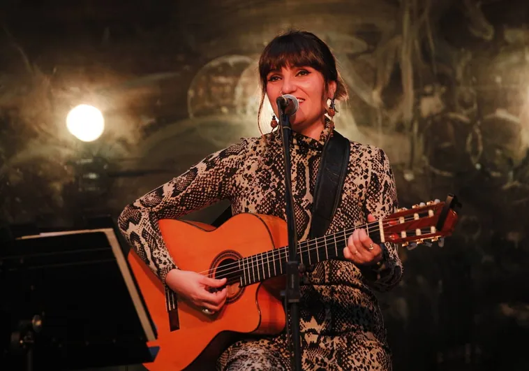 La cantante manchega Rozalén actuó ayer 'Canciones en su tinta'.